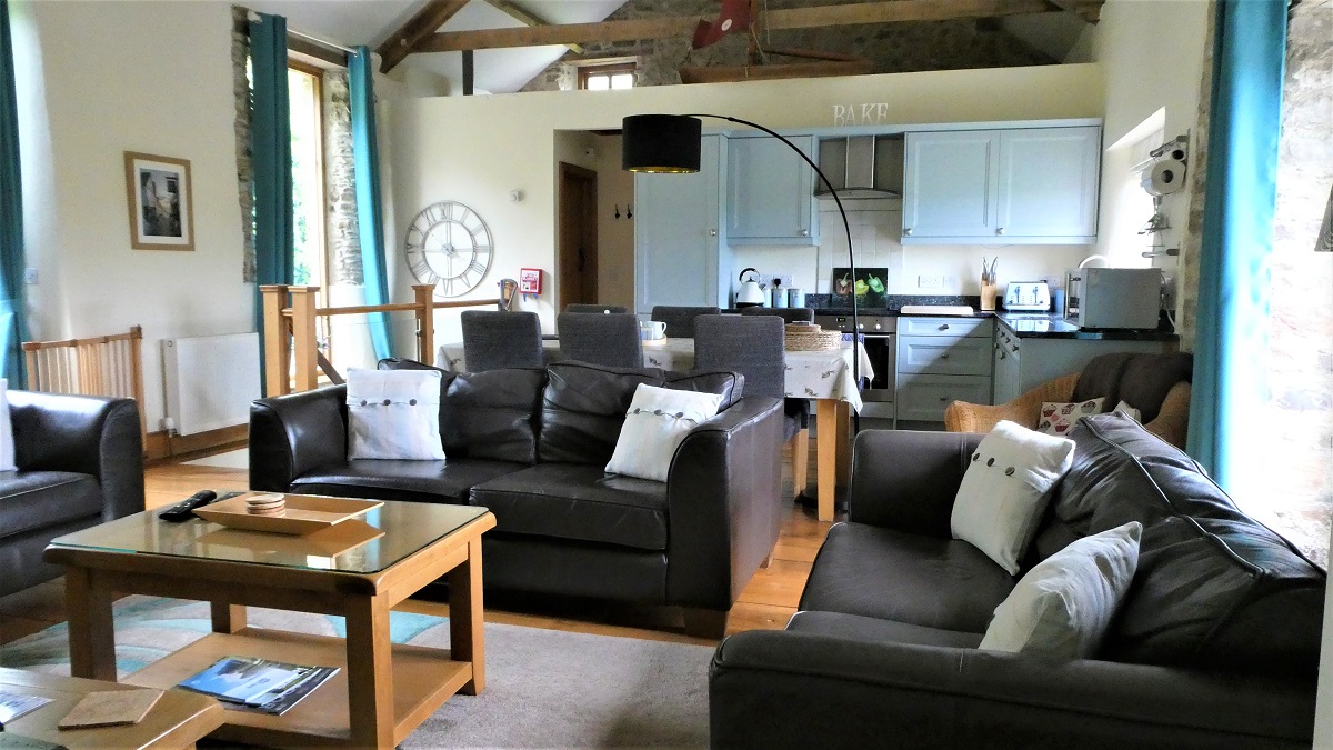 Open plan living area Nutcombe Barn